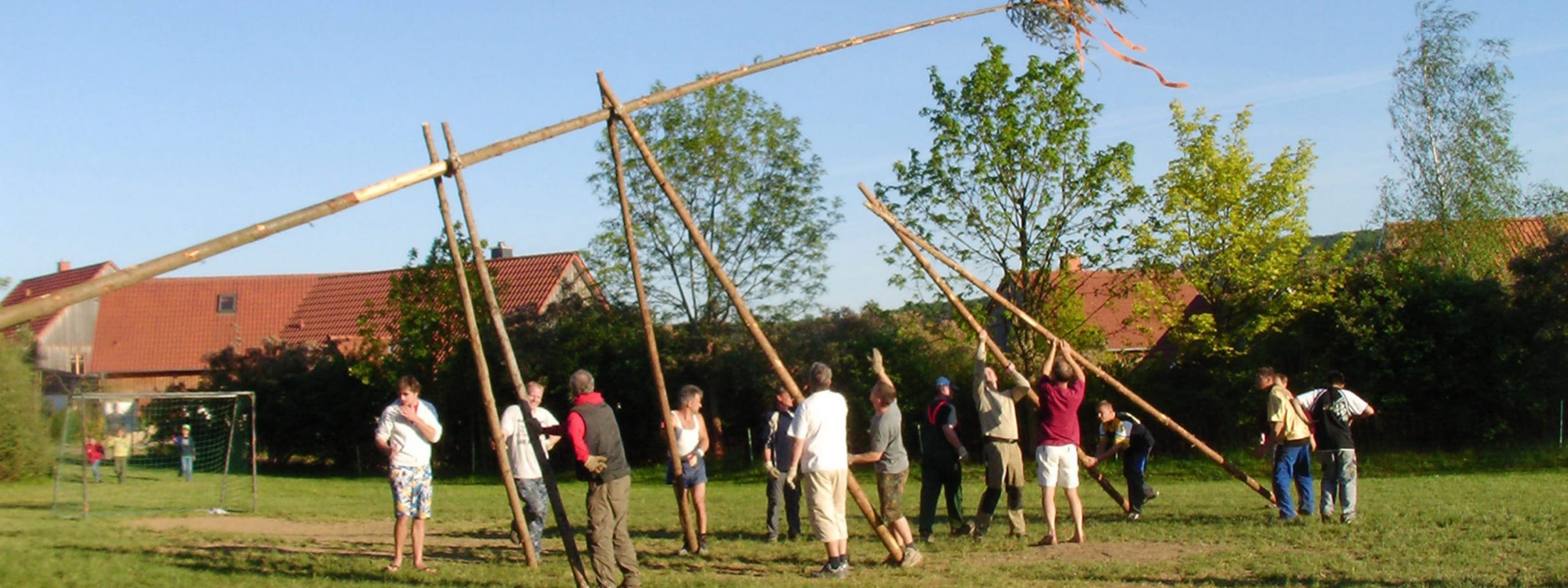 maibaum-aufstellen